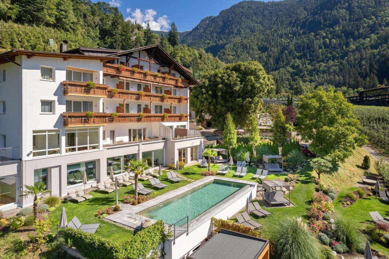 Hotel Kiendl Schenna Bagian luar foto