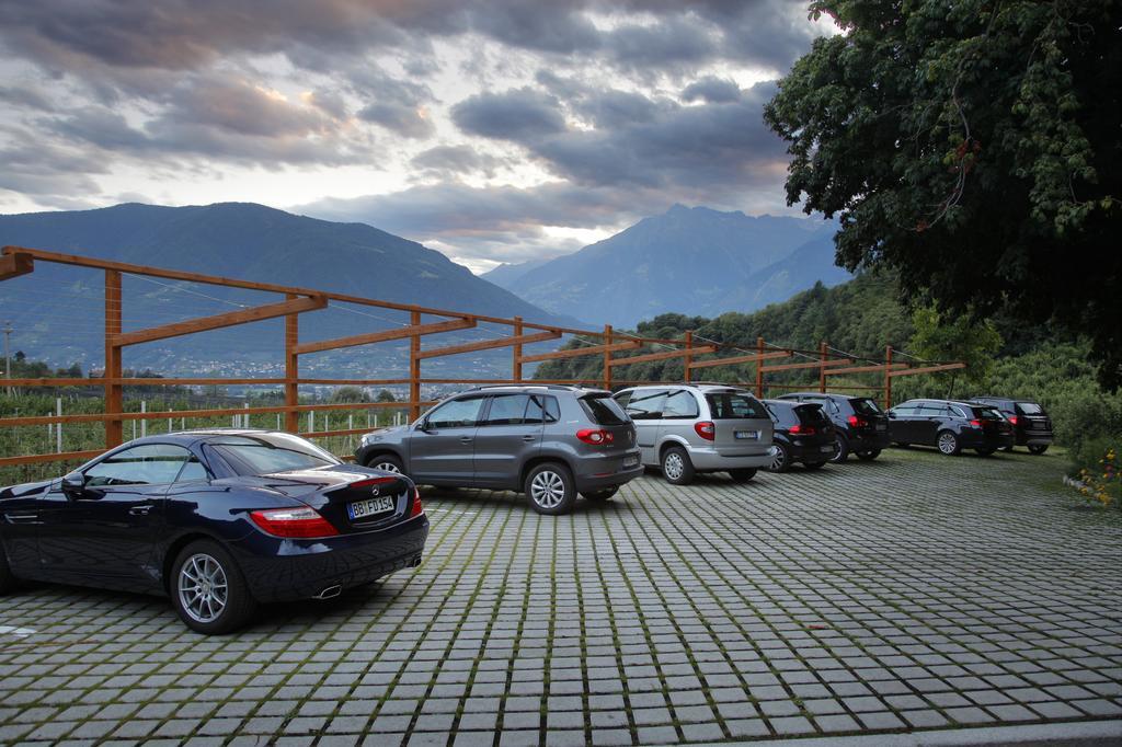 Hotel Kiendl Schenna Bagian luar foto